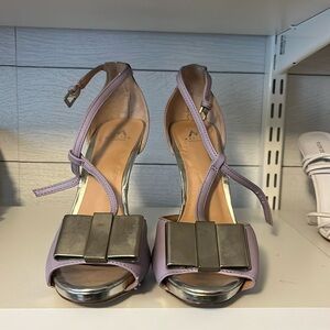 Shoedazzle Jenny T-Strap Lilac Heels 7